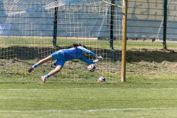 Bild 192 - wBJ Hamburger SV - Hertha BSC : Ergebnis: 5:2